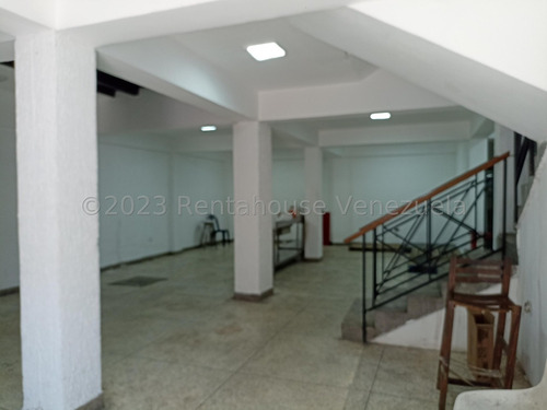 Edificios En Alquiler Mls #24-6186