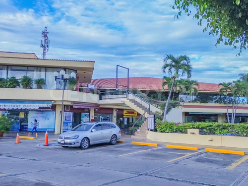 Local En Plaza Comercial Las Palmas En Cuernavaca Morelos $52,500.00 Mxn