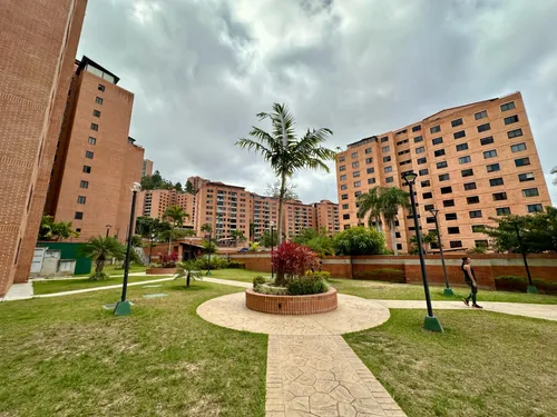 Venta Pb En Colinas De La Tahona.