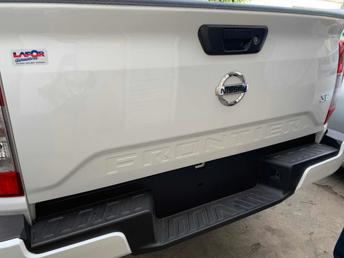 Nissan Frontier Se Nafta Motor 4 Cilindros 2.5 L