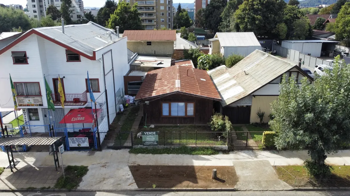 Casa Comercial San Martín, Frente A Super Oferta Y Unimarc