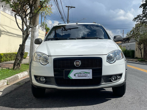 Fiat Palio Weekend 1.6 16v Trekking Flex 5p