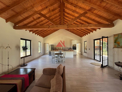 Casa En Venta En El Aljibe, Pilar, G.b.a. Zona Norte