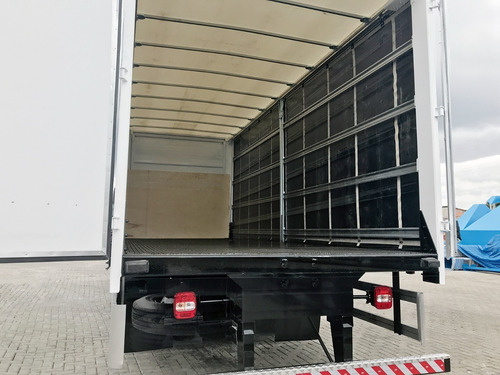 Imagem 5 de 11 de Caminhão Com Baú Sider Vw 17.190 Robust 21/22 0km