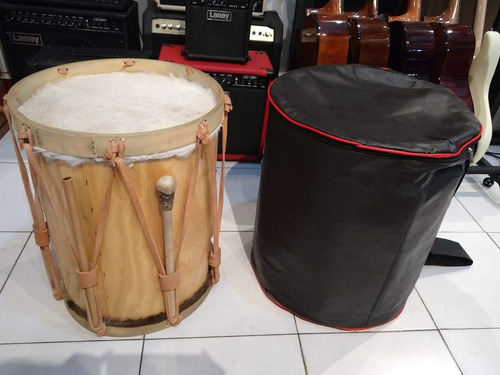 Imagen 12 de 12 de Bombo Criollo Mediano 40x51cm C/palillos Y Funda Santiagueño