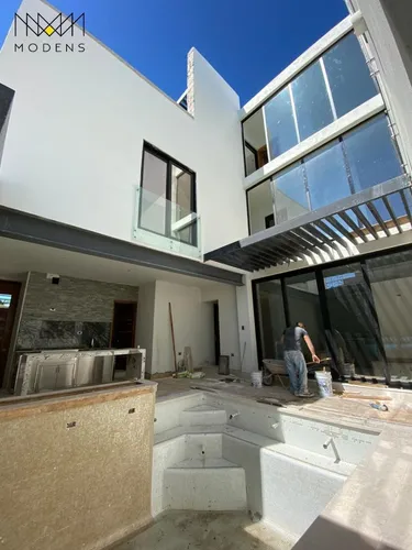 Venta Espectacular Casa Al Norte De La Ciudad