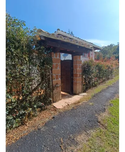 Encantadora Finca En Venta Cerca A Ríonegro