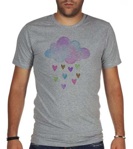 Remera De Hombre Nubes Lloviendo Corazones Colores