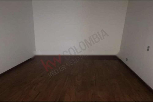 Imagen 18 de 20 de Vendo Magnifica Oficina Chico-9485
