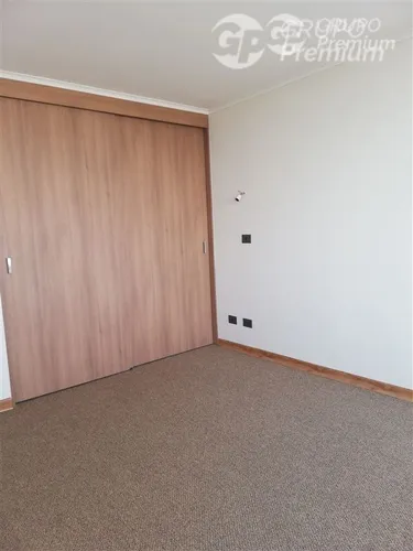 Departamento En Arriendo De 1 Dorm. En San Miguel