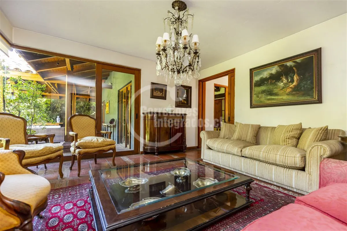 Imagen 3 de 15 de Casa En Venta Colinda Con Club Golf Lo Barnechea