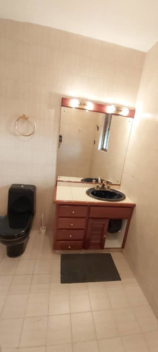 Imagen 9 de 24 de Se Vende Casa 420m2 4h+1s / 4b+1s / 4p Colinas De Santa Monica