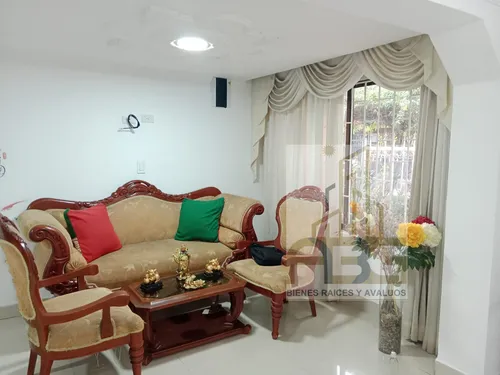 Vendo Casa Con 2 Apartamentos En Almirante Colon