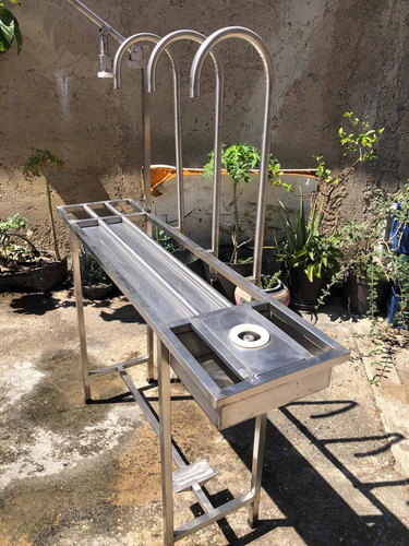 Imagen 1 de 5 de Mesa Potabilizadora De Agua 4 Picos, A Estrenar