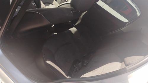 Peugeot 207 1.4 XR 8V FLEX 4P MANUAL
