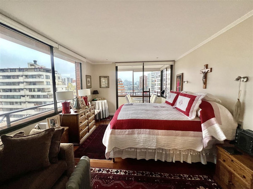 Departamento En Venta De 3 Dorm. En Las Condes