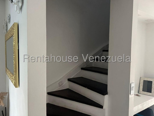Valeria Chong Apartamento Alquiler Barquisimeto Lara Zona Este Residencial Económico Código Inmobiliaria Rent-a-house 25-16219
