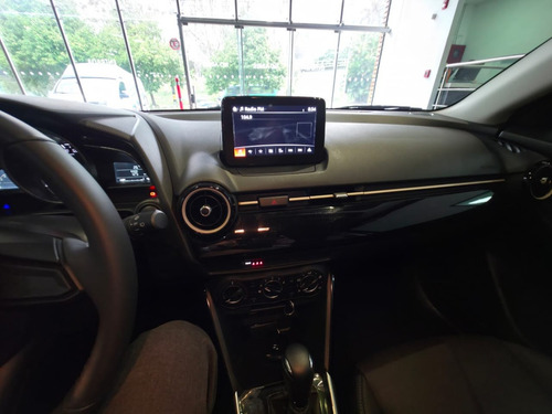 Mazda 2 Sport 1.5 Touring At