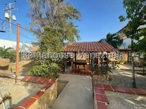 Casa En Venta Los Taques Vgi