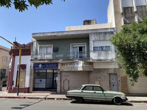 Propiedad En Venta Centro De Córdoba - 2 Locales Y Un Depto.