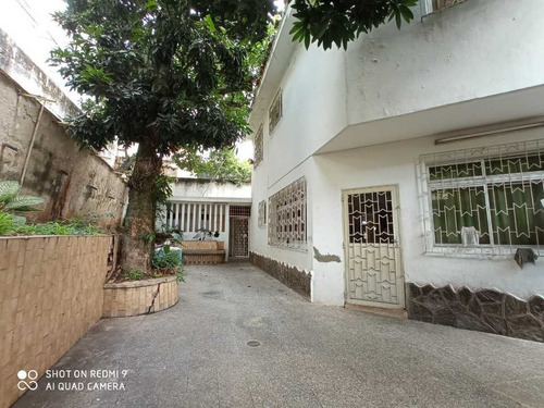 Imagen 10 de 21 de Vendo/alquilo Casa 466mts2 6h/8b/4pe El Marqués 2275