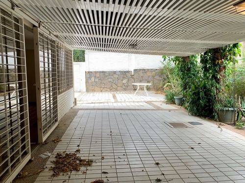 Imagen 3 de 21 de Vendo Pb 340m2 3h+s/2b+s/3p Las Mesetas 4048