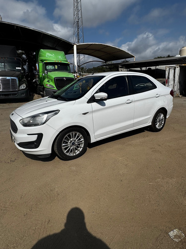 Ford Figo 1.5 Impulse Sedan Mt