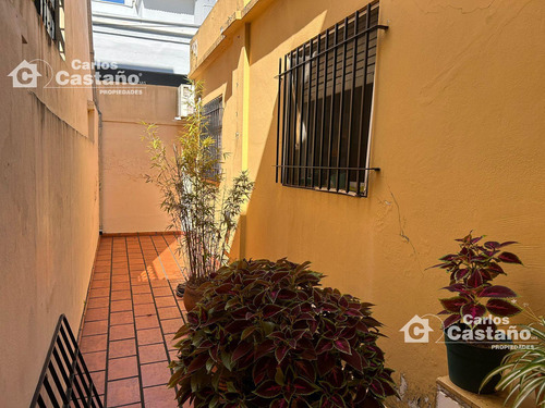 Exc. Casa En Ph De 3 Amb. Con Entrada Independiente (sin Expensas).