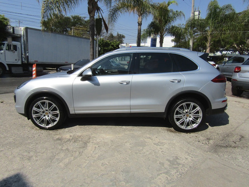 Porsche Cayenne 4.2 Diesel S At