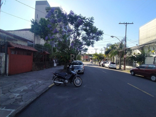 Casa Em Menino Deus Com 3 Dormitórios - Lu431916