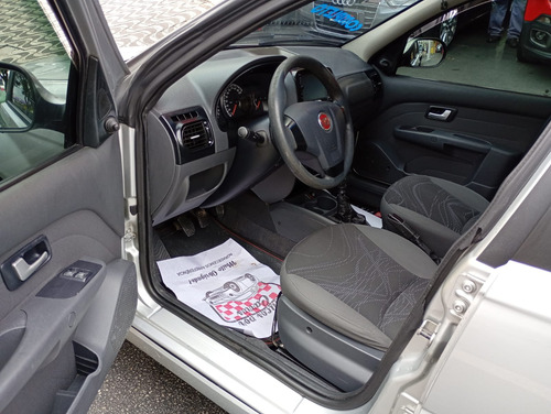 Fiat Siena 1.0 El Flex 4p
