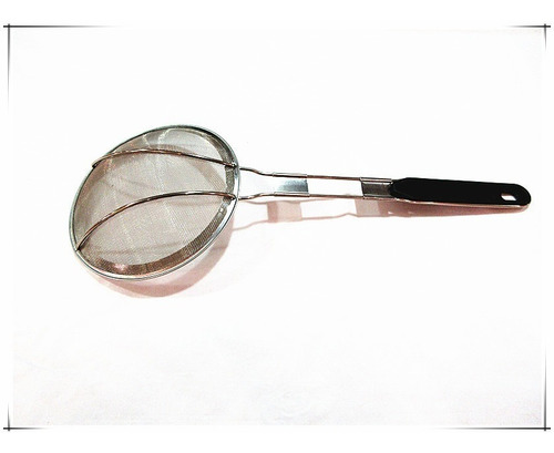 Imagen 2 de 3 de Colador Malla Cerrada 100% De Acero Inoxidable 16cm