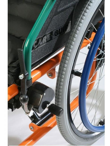 Imagen 4 de 4 de Silla De Ruedas De Aluminio Pediátrica