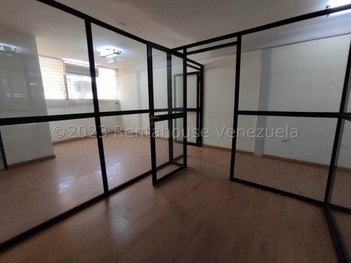 Milagros Inmuebles Oficina Alquiler Barquisimeto Lara Zona Centro Economica Comercial Economico Código Inmobiliaria Rent-a-house 23-21115