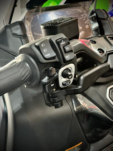 Imagen 3 de 22 de Yamaha T-max Modelo 2023 0km