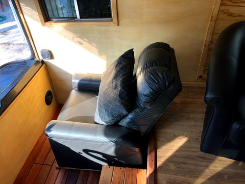 Imagem 9 de 13 de Motorhome Mercedes Nielson Com Documento