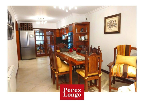 Imagen 3 de 16 de Chalet 6 Amb Con Piscina, Quincho Y Garage