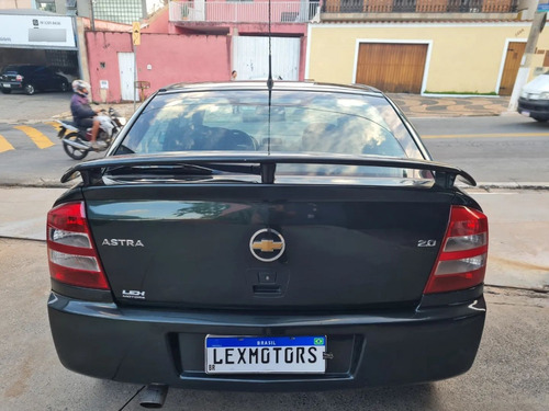 Imagem 4 de 10 de Chevrolet Astra Hatch Flex 2011 Maravilhoso