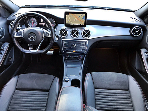 Imagen 5 de 8 de Mercedes Benz Gla250 Amg 4matic At 2017