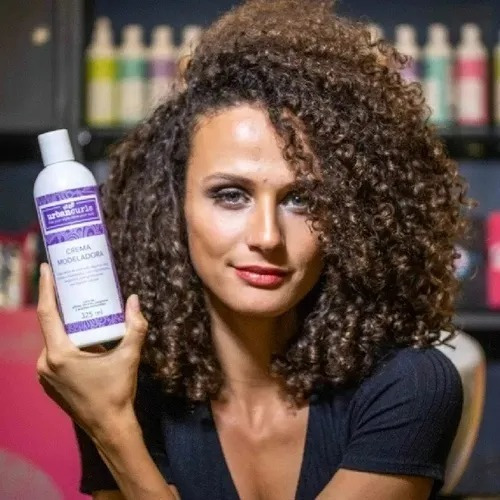 Imagen 7 de 7 de Crema Moldeadora Urban Curls Para Rizos 360 Ml