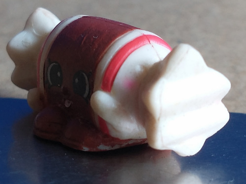 Shopkins Food Fair Tootsie Cutie Roll Moose (Usado)