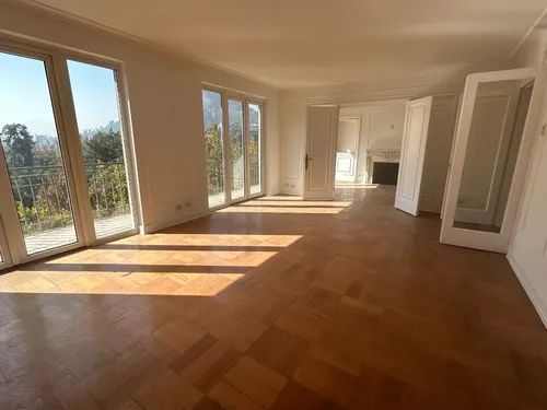 Exclusivo Dpto Frente A Parque Forestal. (5d+3b+1e+1b).