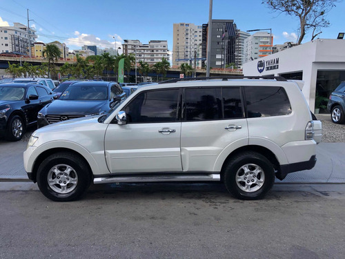 Mitsubishi Montero Americano