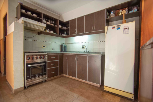 Imagen 3 de 26 de Casa En Venta Con Dpto Interno A Del Valle Y Risso