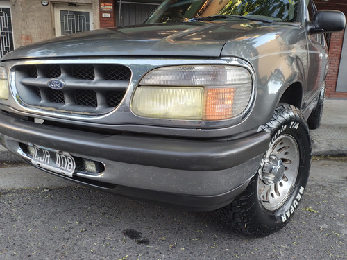 Ford Explorer 4.0 Xlt 4x2