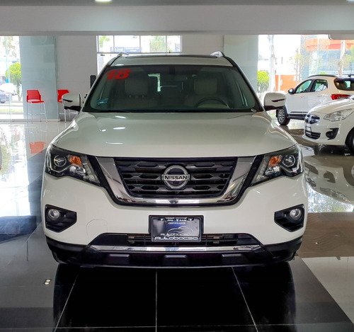 Imagen 2 de 15 de Nissan Pathfinder 3.5 Exclusive Awd 2018