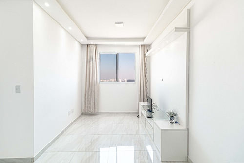 Apartamento De 2quartos , Todo Planejado, 1vaga Garagem