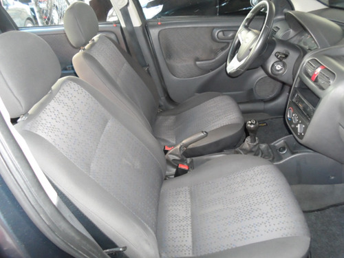 Gm / Corsa 1.4 Maxx Sedan 2008 Cinza