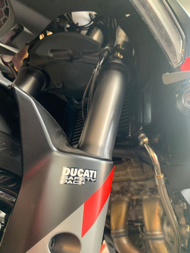 Multistrada V4 Grand Tour
