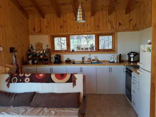 Cabaña En Alquiler Temporario, 2 Ambientes, En Villa La Angostura, Neuquén